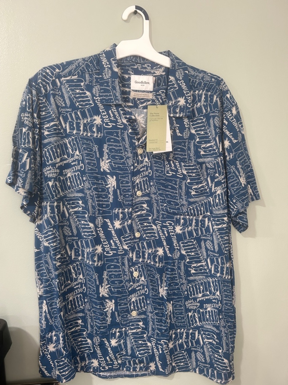 Goodfellow & Co Navy and White Short-Sleeve Button Shirt